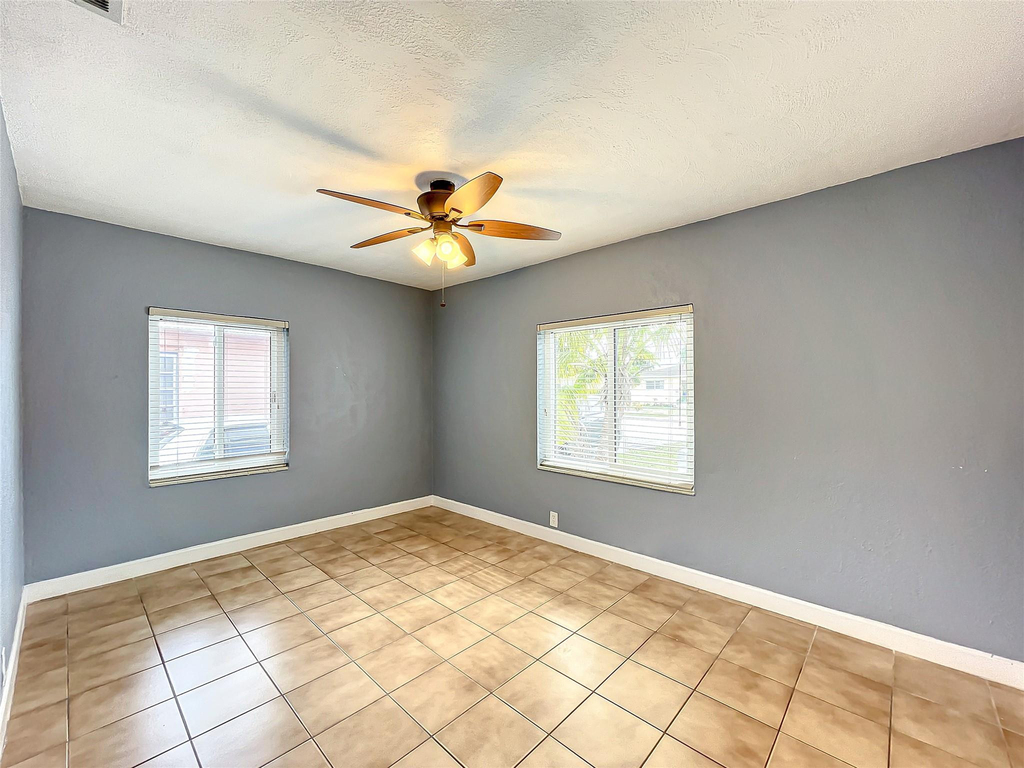 2649 Johnson Street - Photo 28