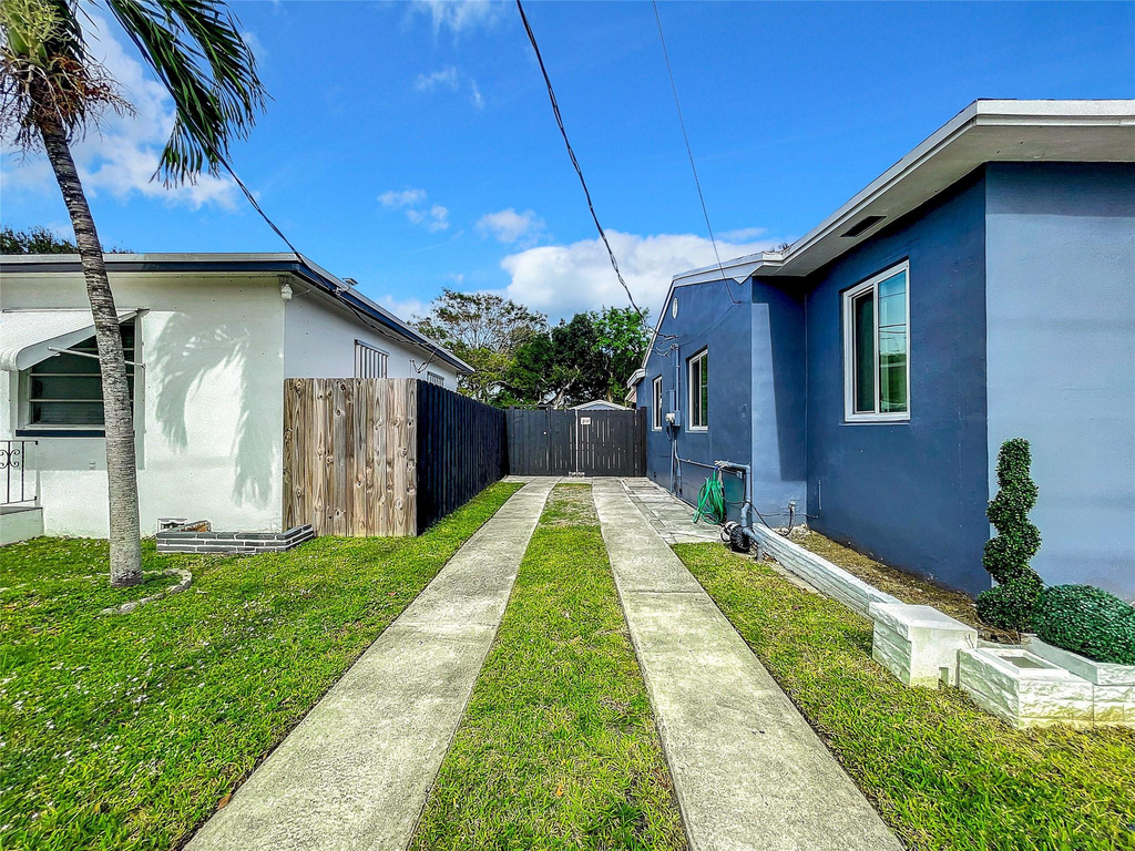 2649 Johnson Street - Photo 48