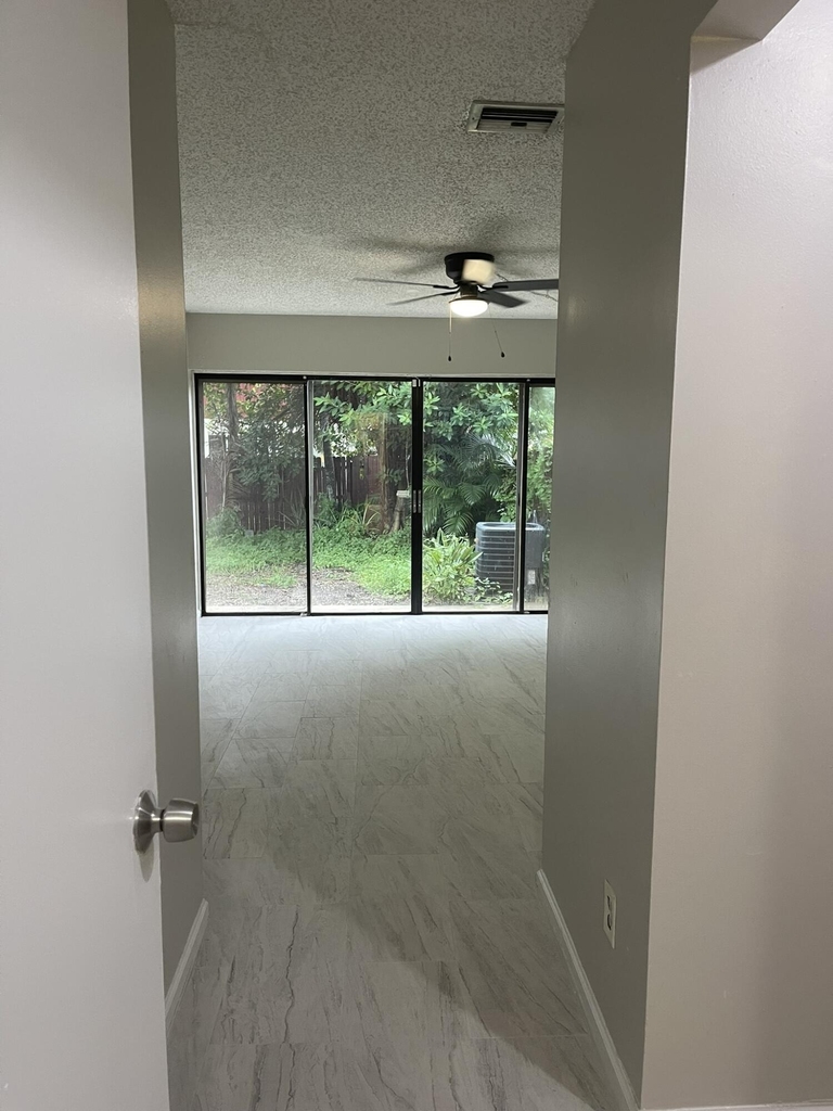 1407 White Pine Drive - Photo 10