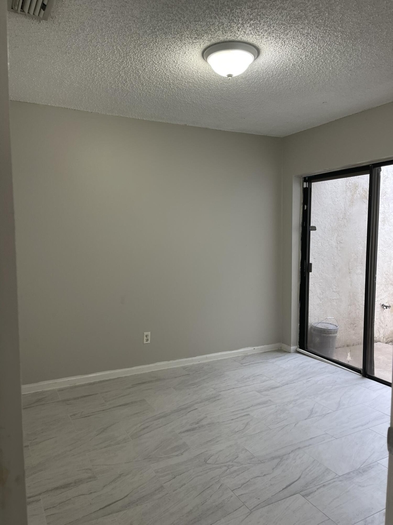 1407 White Pine Drive - Photo 8