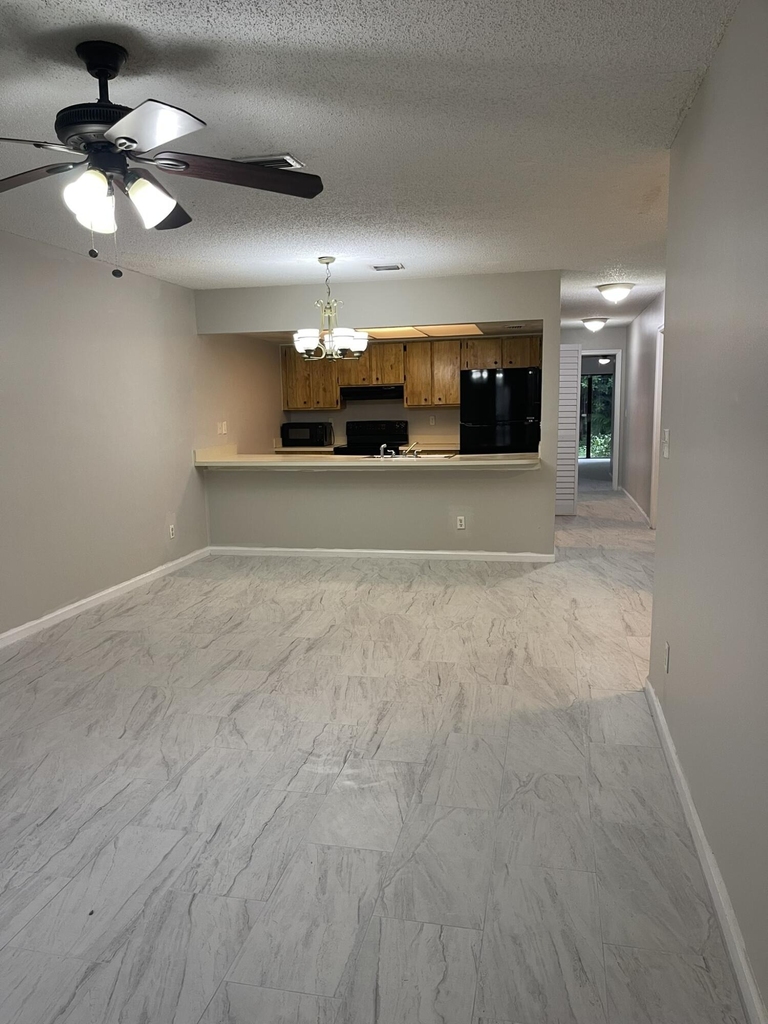 1407 White Pine Drive - Photo 1