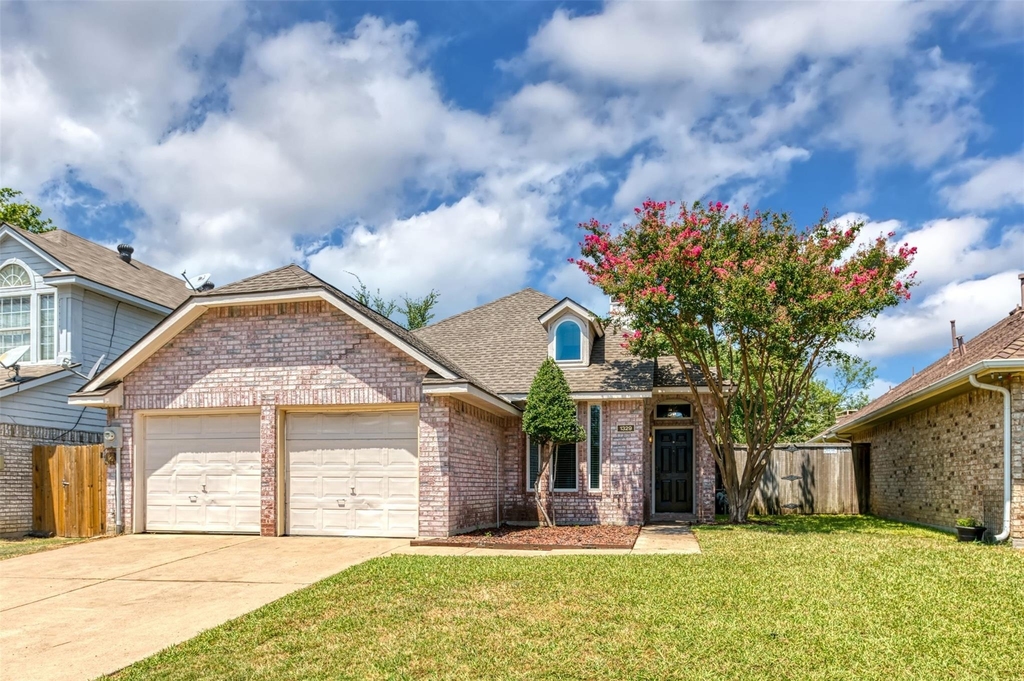 1329 Maywood Court - Photo 1