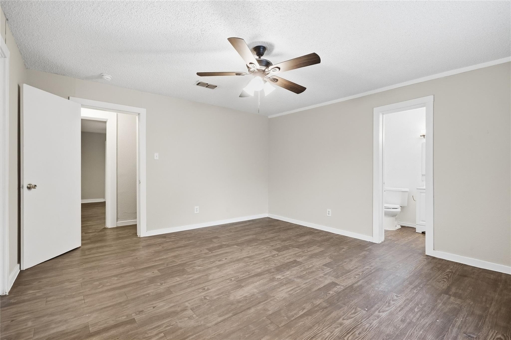 1102 E Lamar Street - Photo 16