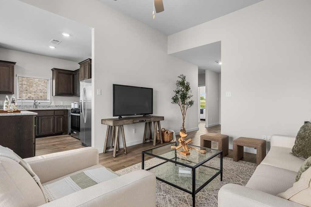 11121 Santana Drive - Photo 3