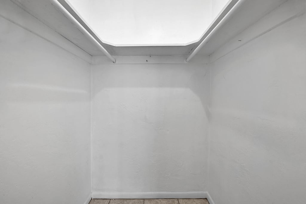 199 Sw 15th Street - Photo 12