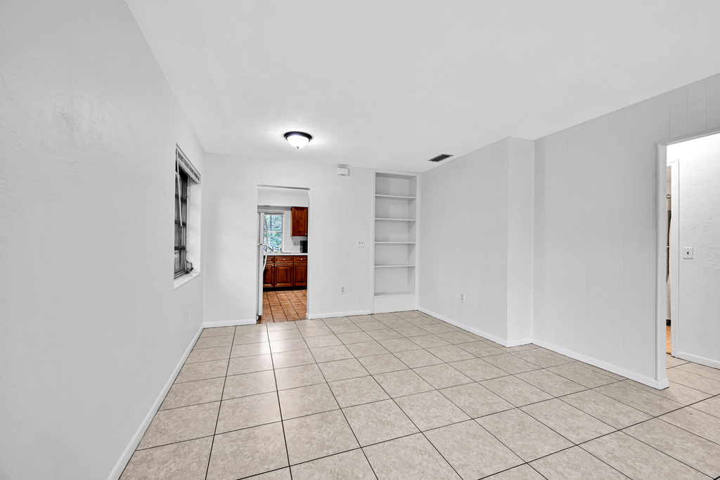 199 Sw 15th Street - Photo 3