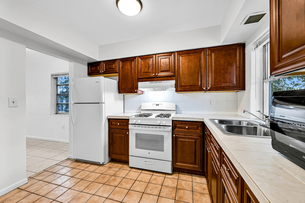 199 Sw 15th Street - Photo 7