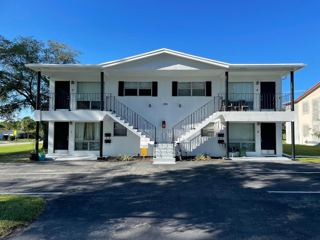 199 Sw 15th Street - Photo 28