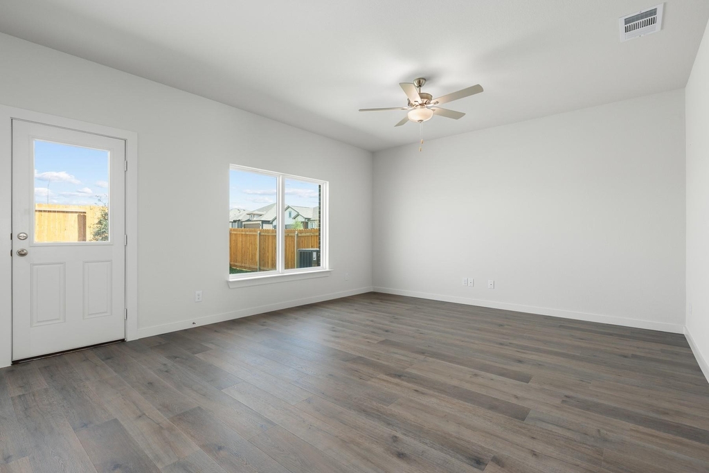11136 Santana Drive - Photo 2