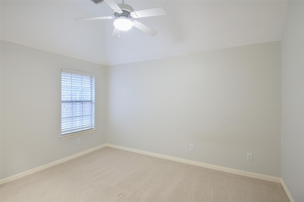 926 Sloan Drive - Photo 27