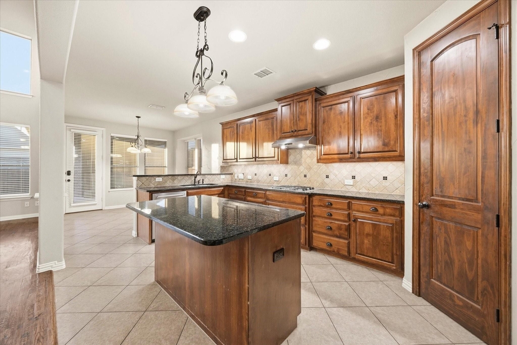 201 Chatfield Drive - Photo 9