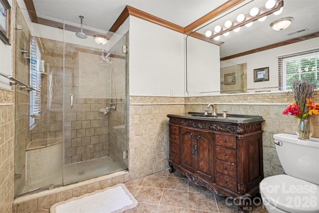 5812 Camelot Road - Photo 23