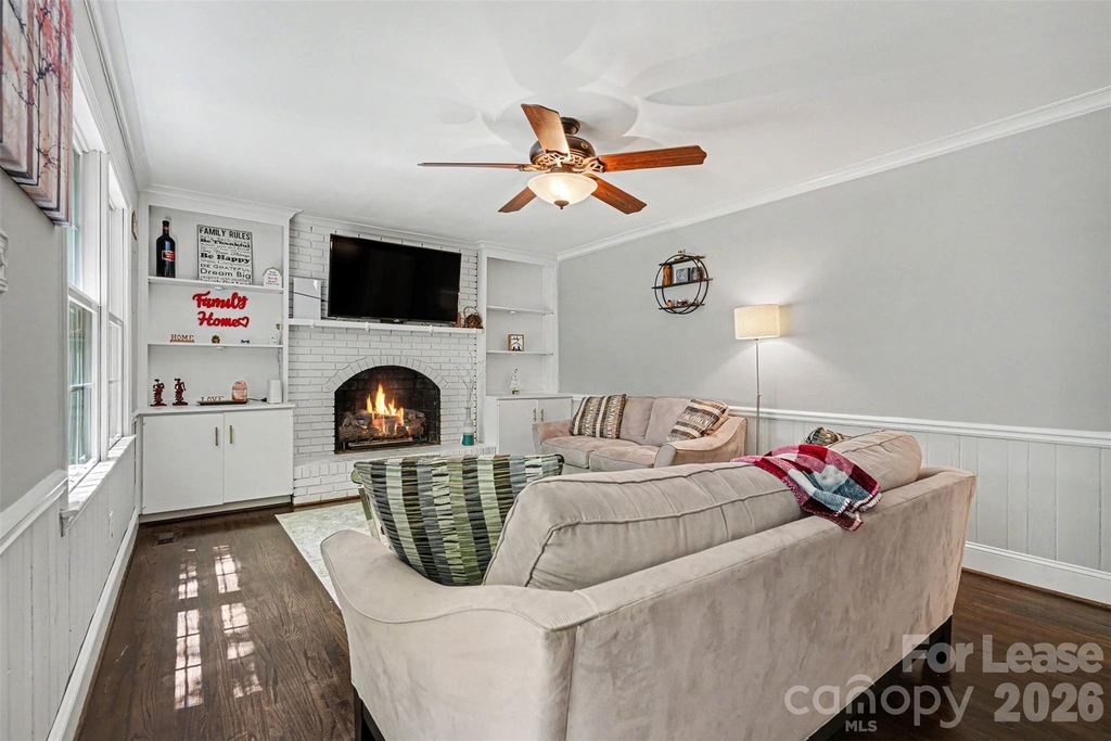 5812 Camelot Road - Photo 18