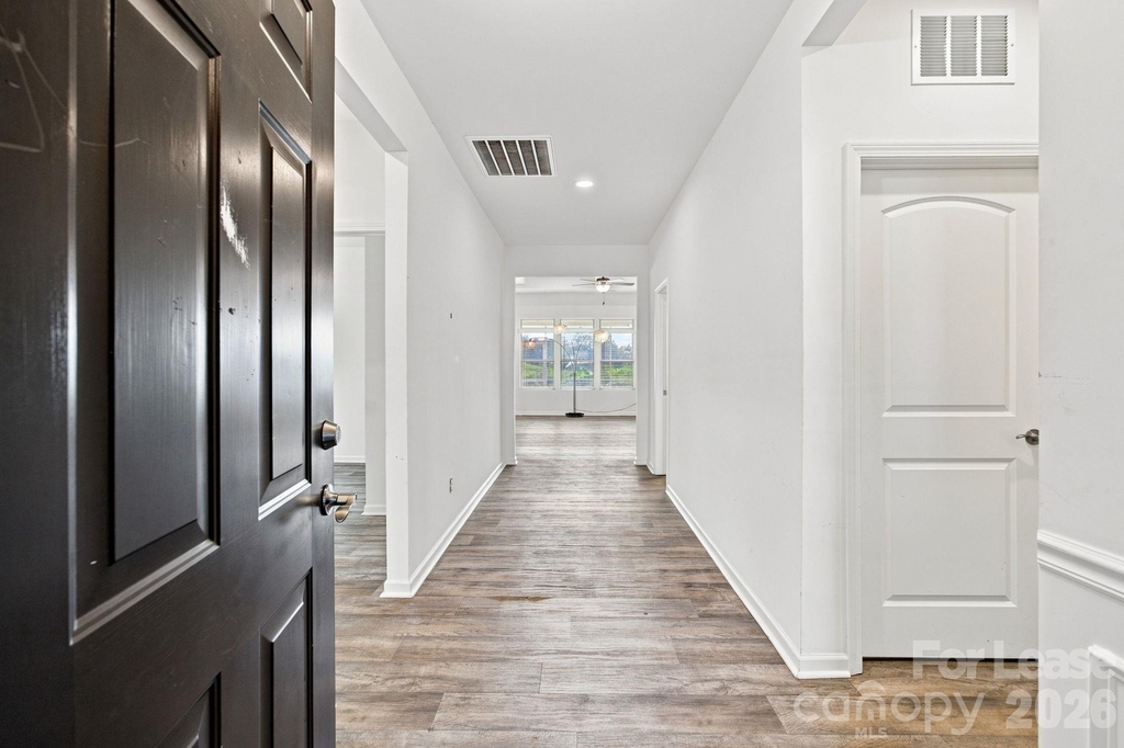 219 Canada Drive - Photo 2