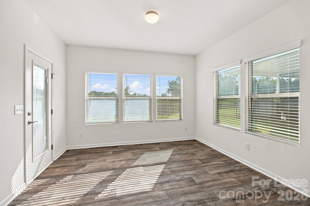 219 Canada Drive - Photo 10