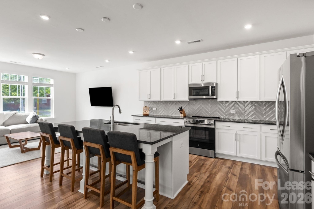2950 Clyde Drive - Photo 11