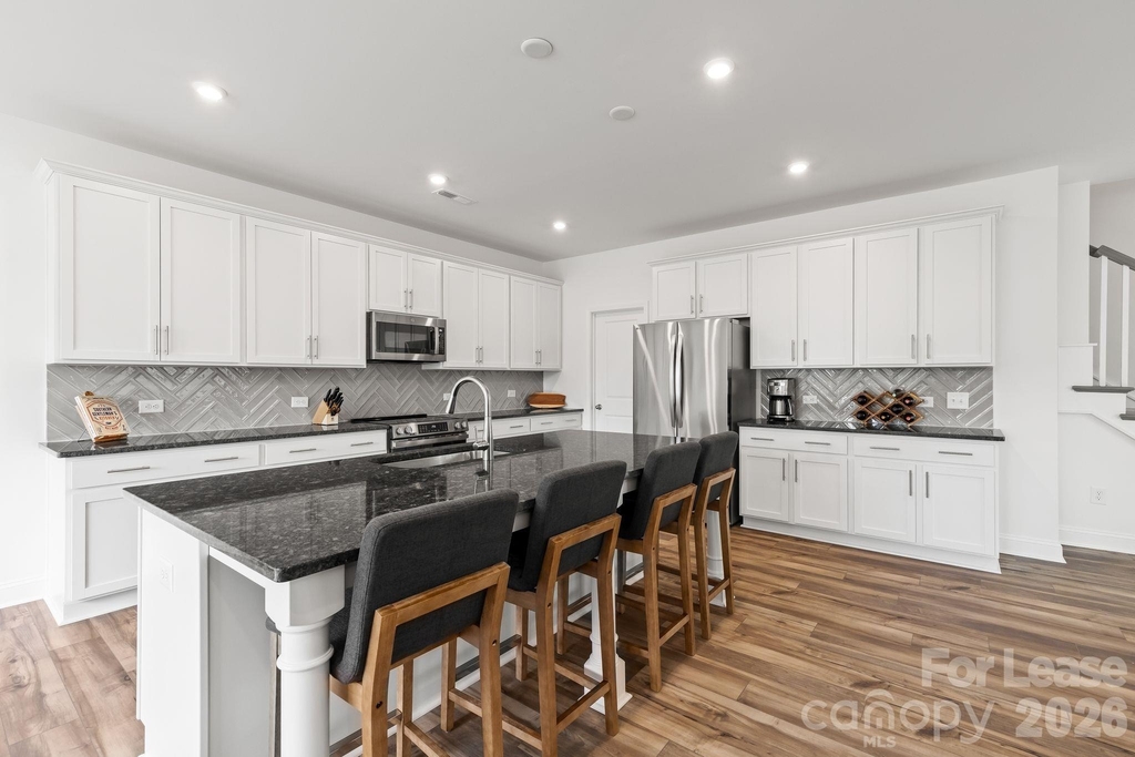 2950 Clyde Drive - Photo 9