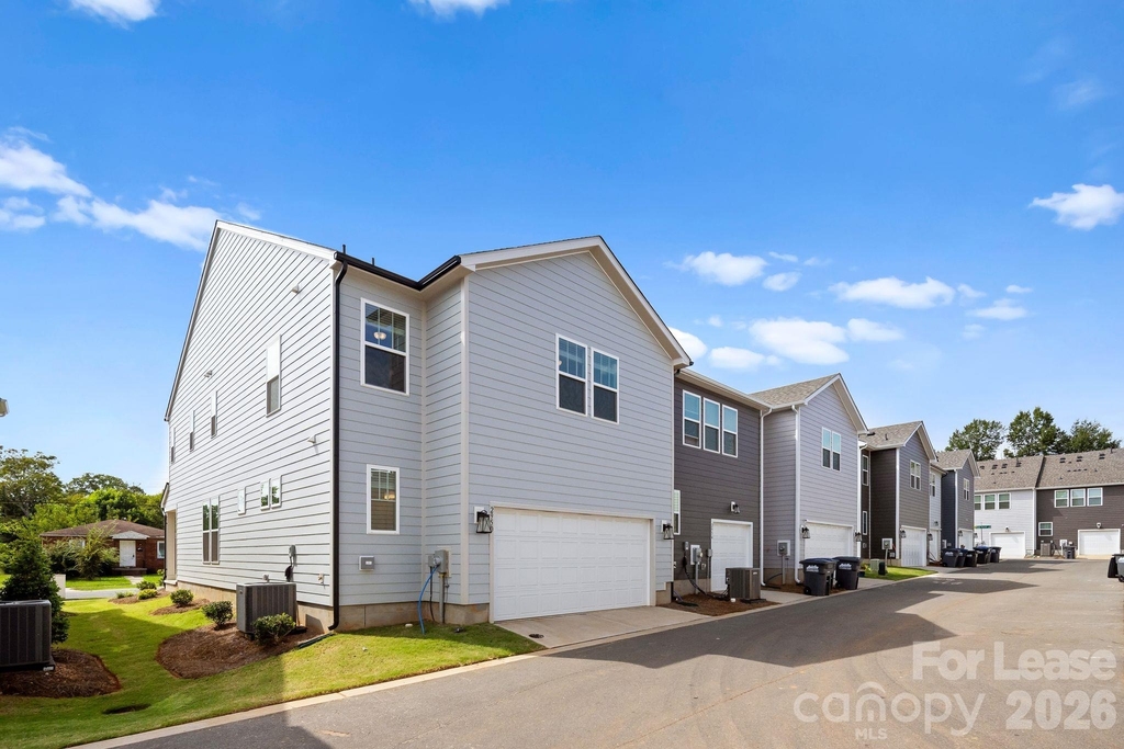 2950 Clyde Drive - Photo 31