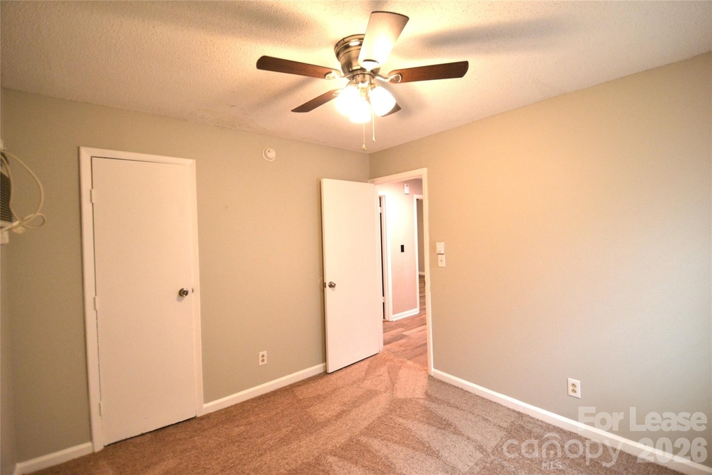 102 Sunset Drive - Photo 18