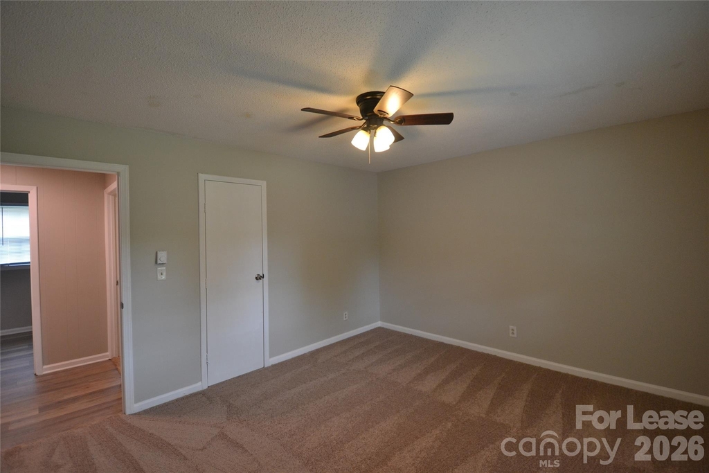 102 Sunset Drive - Photo 11