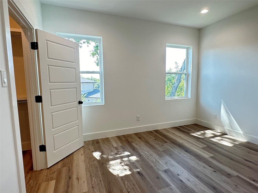 3908 Rochelle Drive - Photo 32
