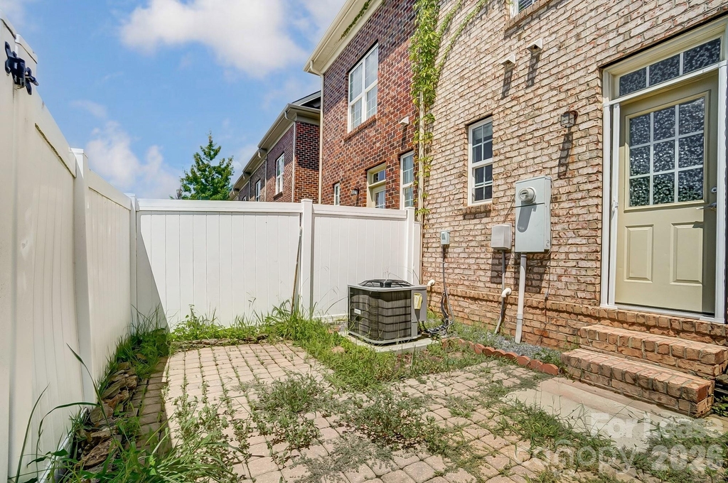 9519 Longstone Lane - Photo 34