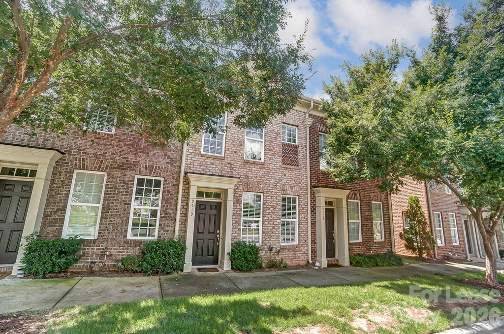 9519 Longstone Lane - Photo 3