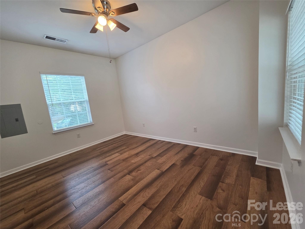 21510 Aftonshire Drive - Photo 8