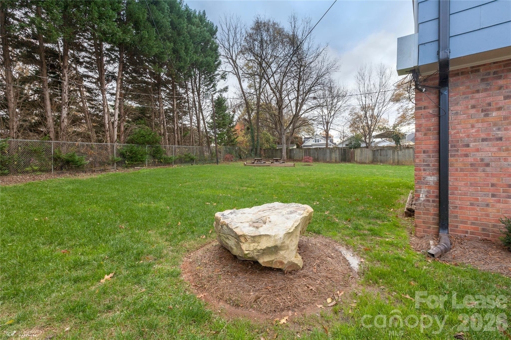 206 E Glendale Avenue - Photo 24
