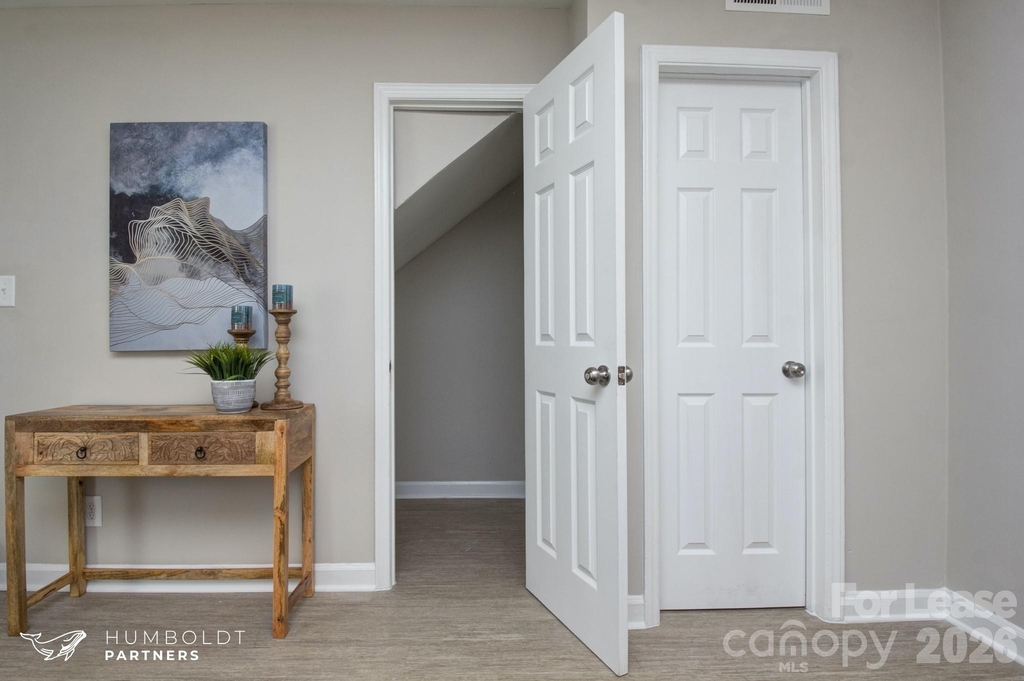 206 E Glendale Avenue - Photo 8