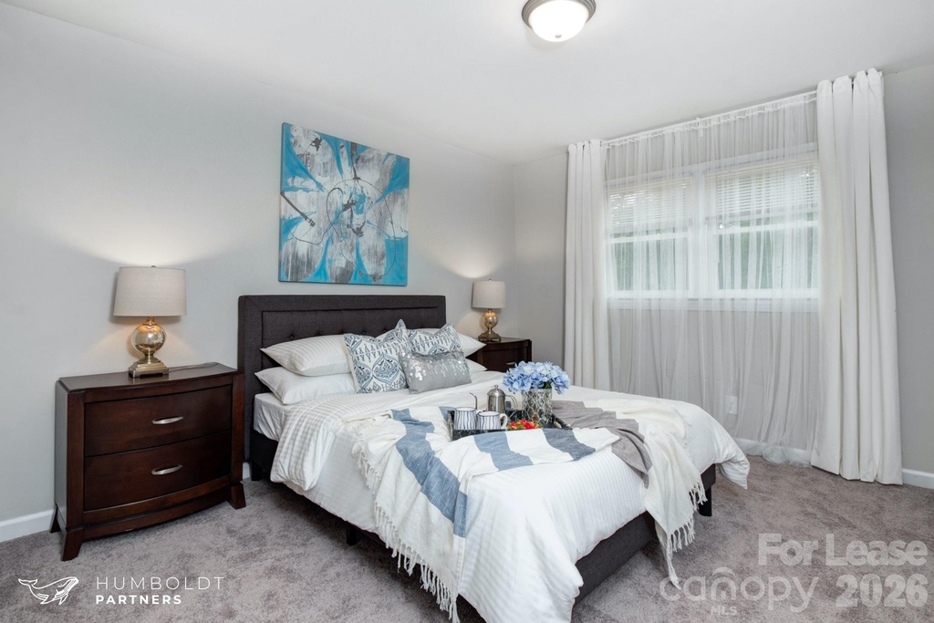 206 E Glendale Avenue - Photo 11