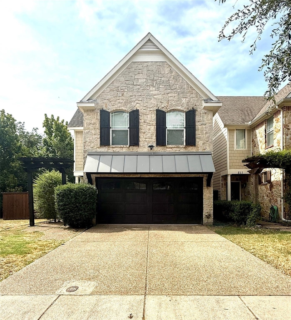 509 Heath Lane - Photo 0