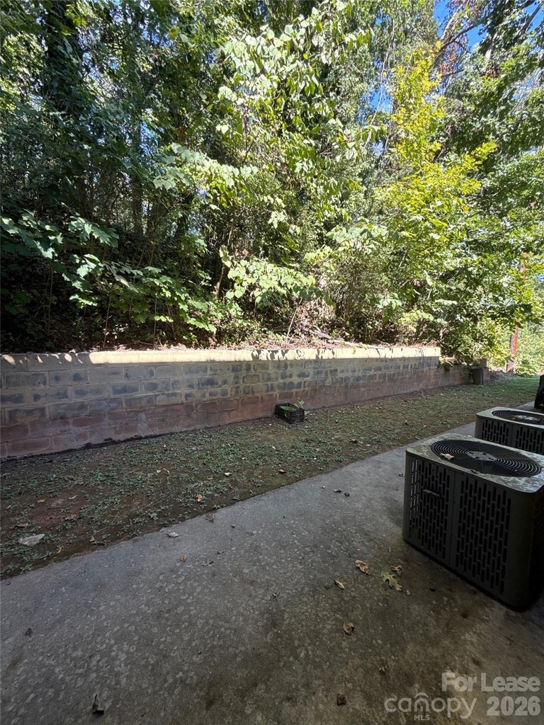409 Hawley Avenue - Photo 10