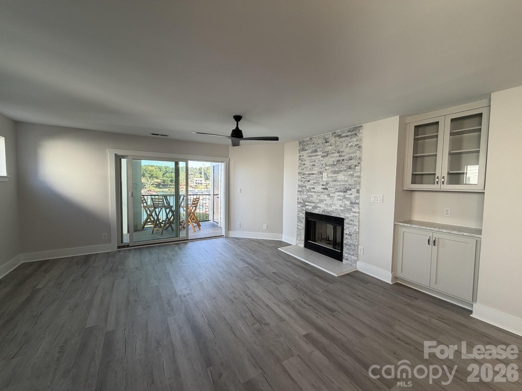 18729 Vineyard Point Lane - Photo 5