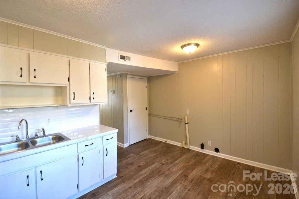 116 E Church Street - Photo 11