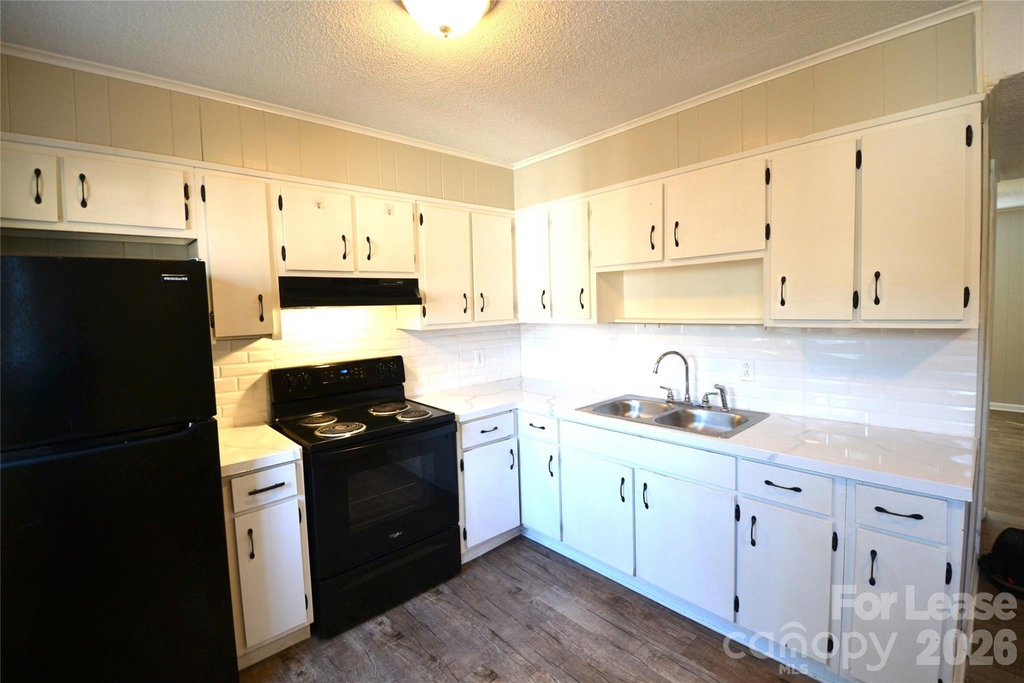 116 E Church Street - Photo 9