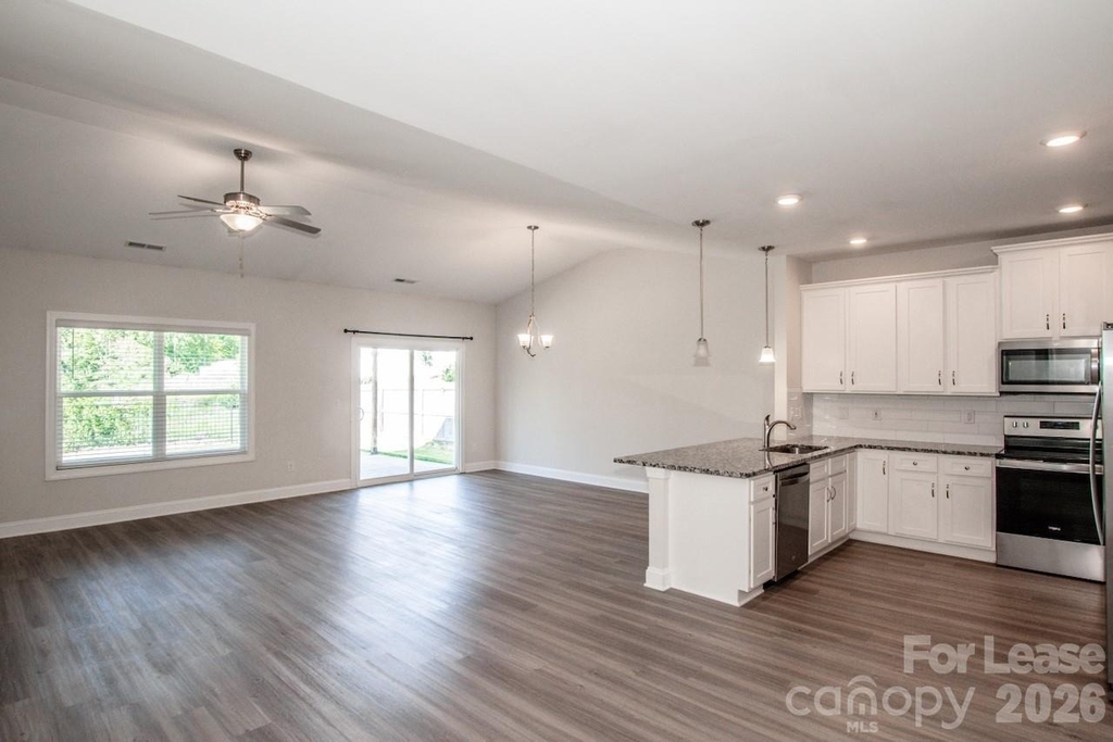 128 Wheelwright Way - Photo 7
