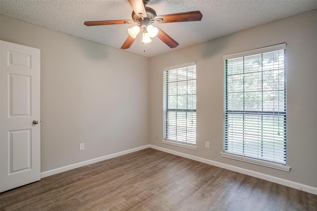 5909 Kesler Drive - Photo 23