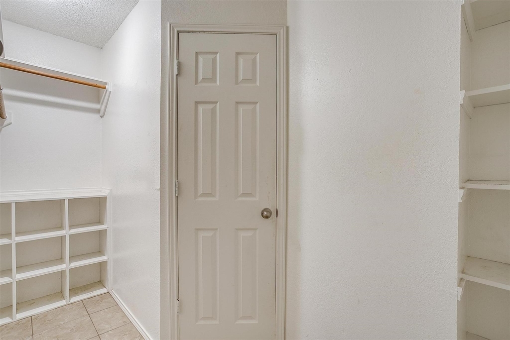 5909 Kesler Drive - Photo 18