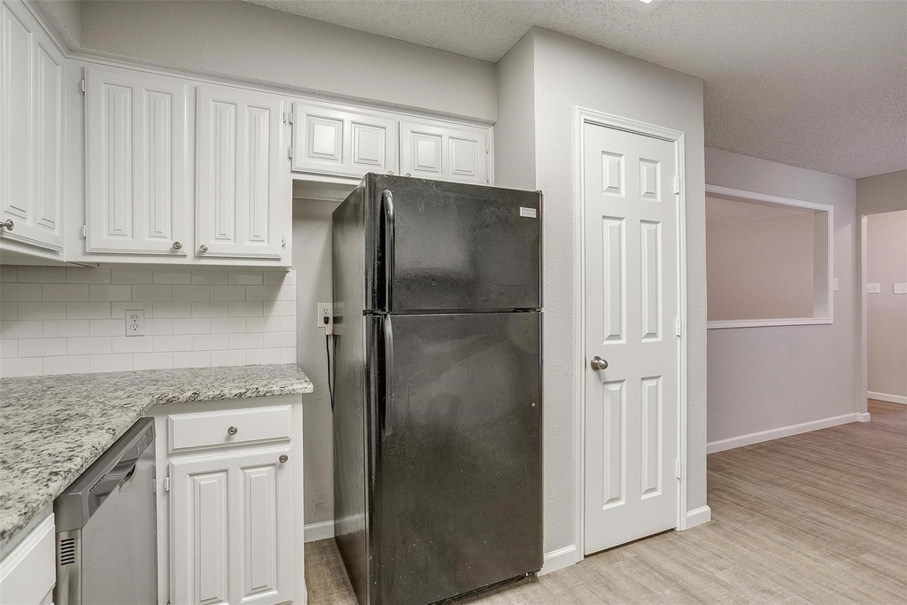 5909 Kesler Drive - Photo 12