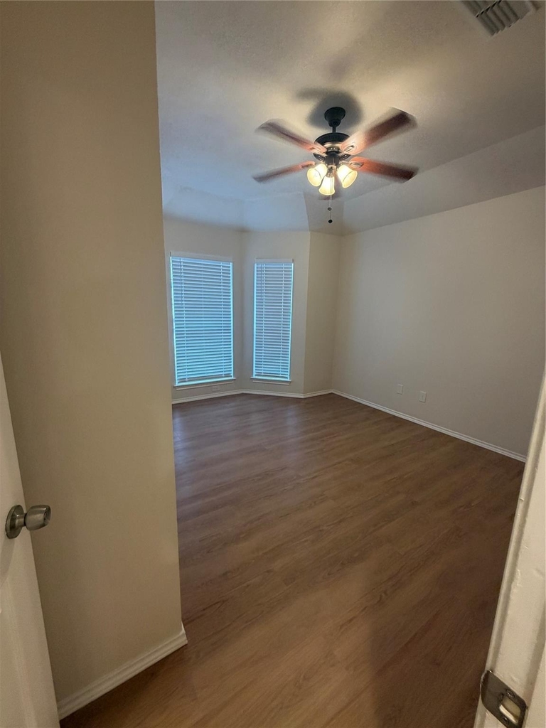 4724 Birchbend Lane - Photo 33