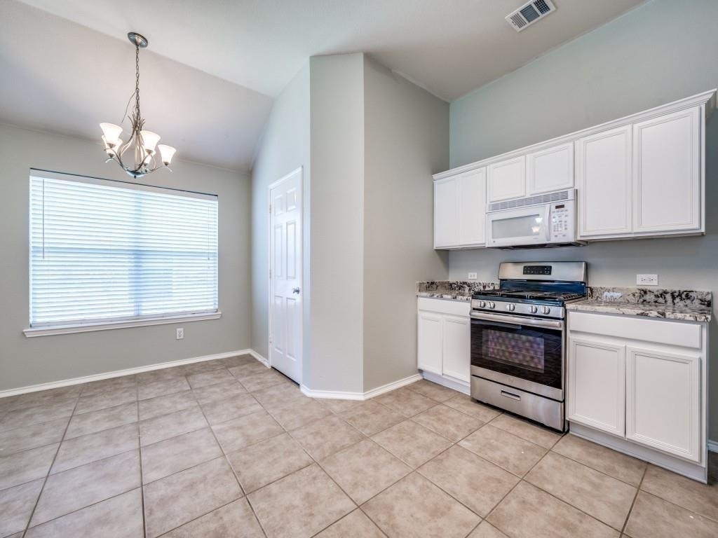 2844 Saddlebred Trail - Photo 13