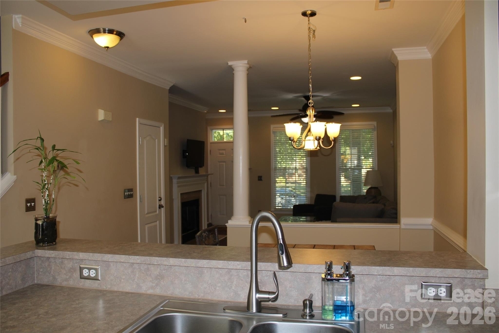 13708 Anthea Lane - Photo 11