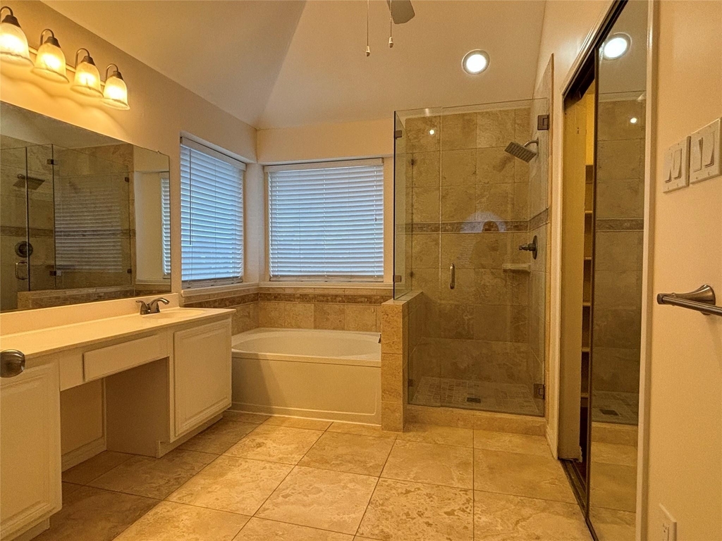 2713 Clovermeadow Drive - Photo 18