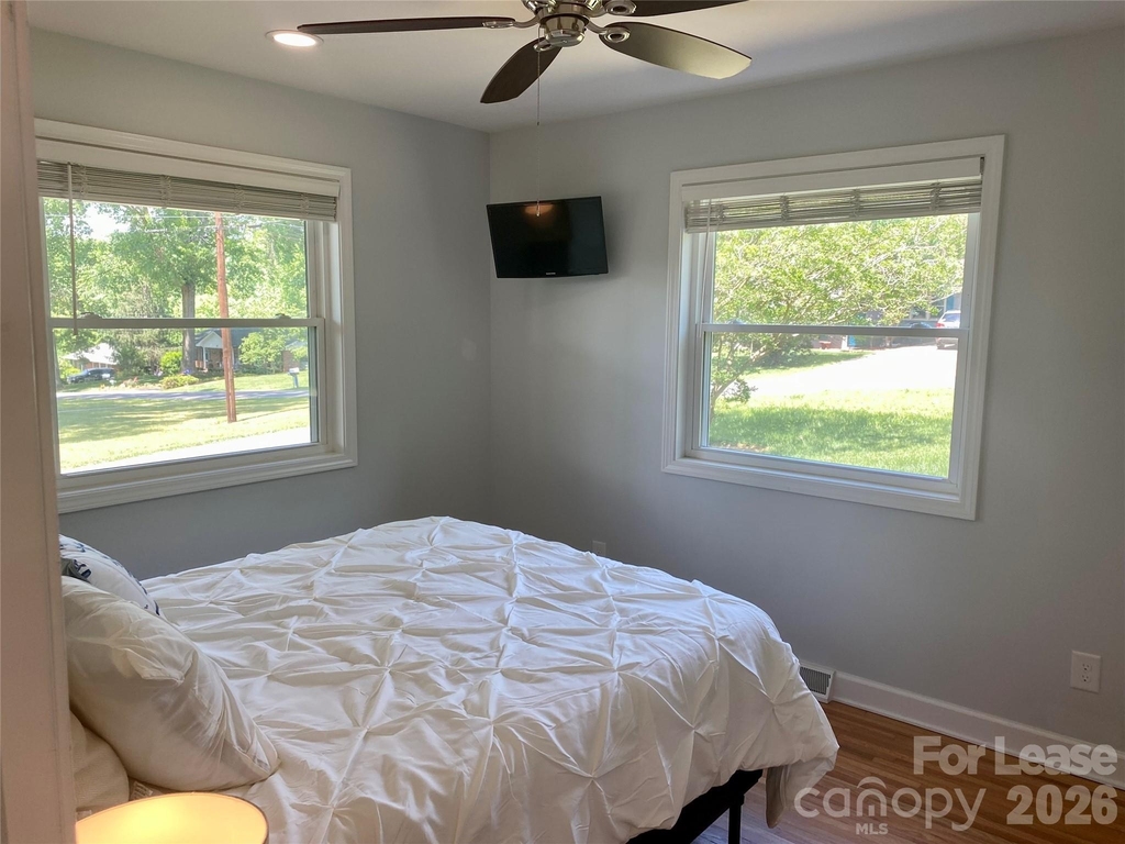 113 Forest Drive - Photo 7