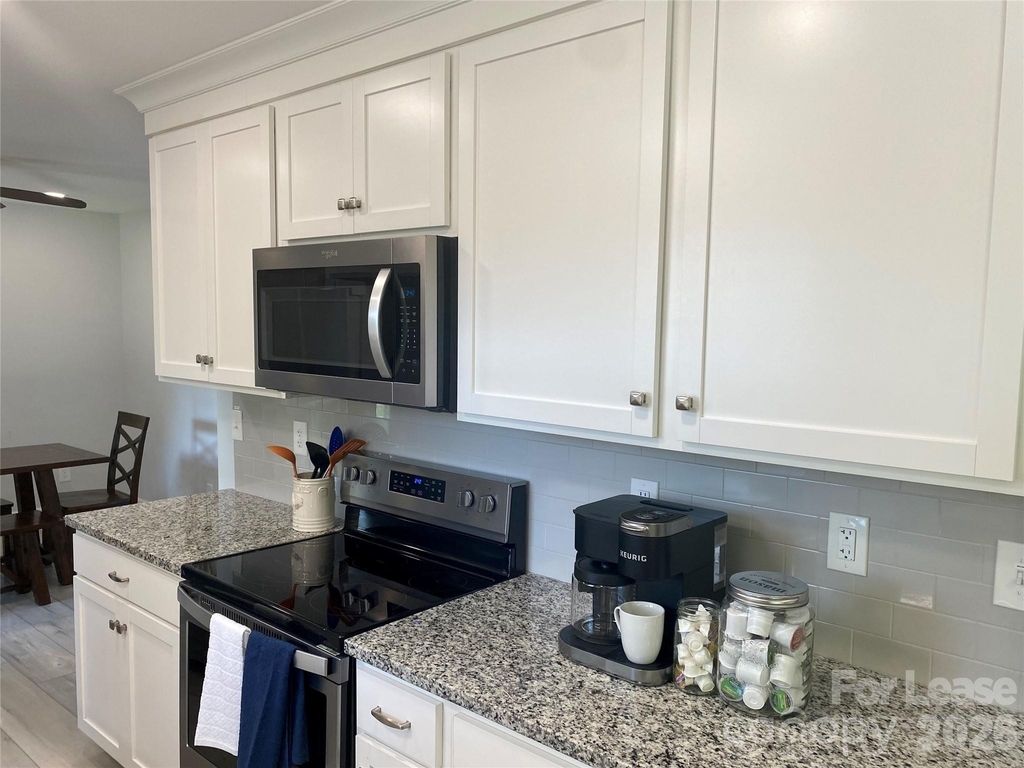 113 Forest Drive - Photo 4