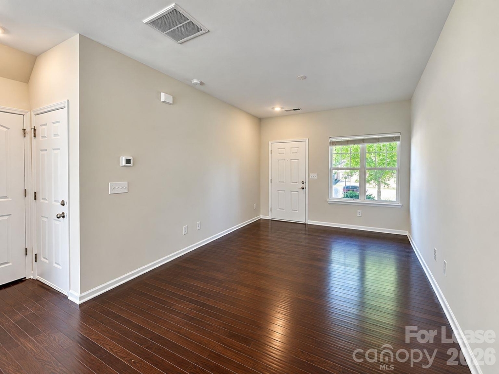 7431 Sienna Heights Place - Photo 3