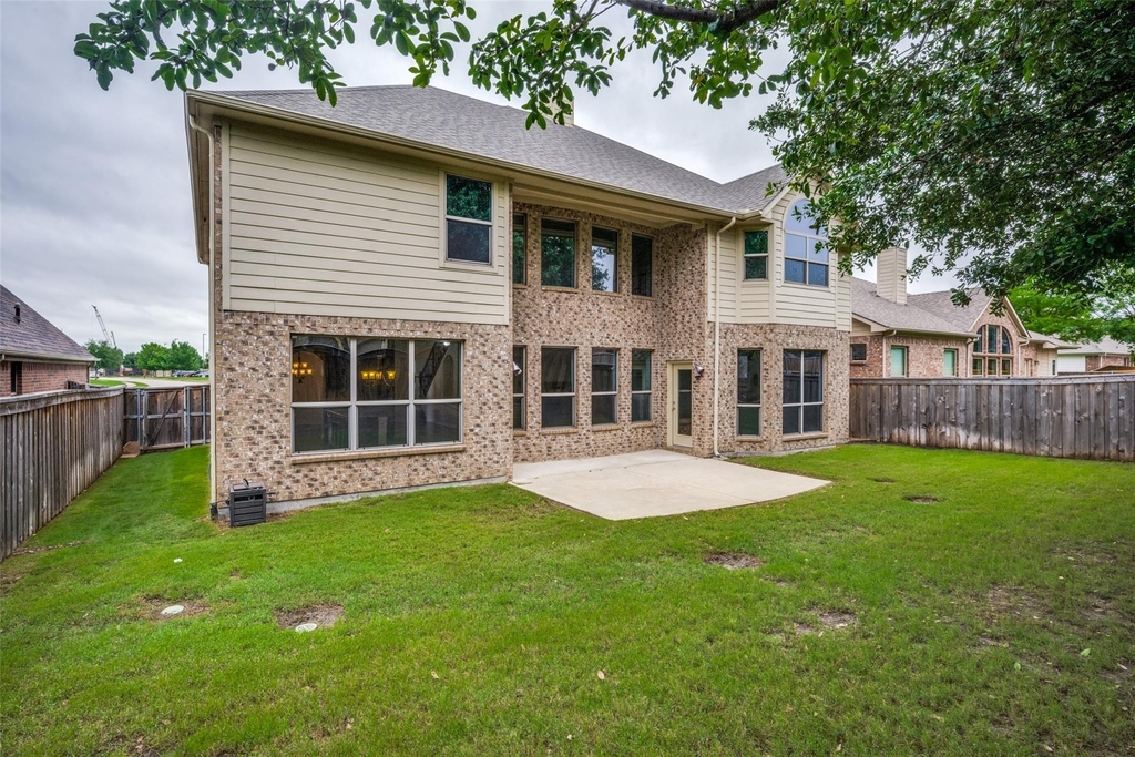 342 Manchester Drive - Photo 35