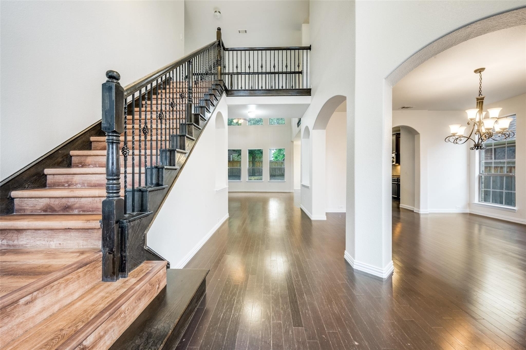 342 Manchester Drive - Photo 17
