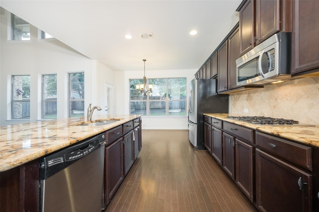 342 Manchester Drive - Photo 10